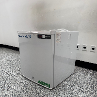 VWR HCUCFS-0404 Undercounter Refrigerator image 1